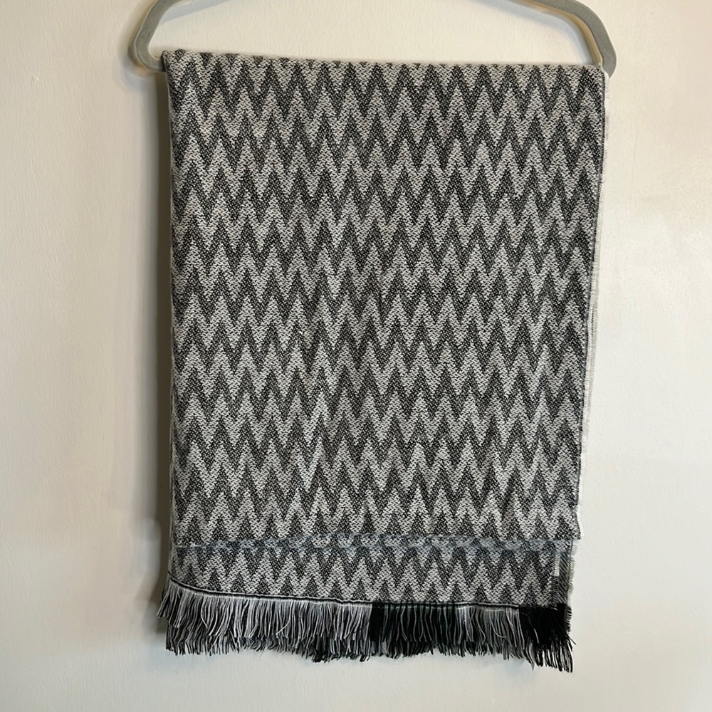 LOFT (NWT) large gray reversible wrap/scarf